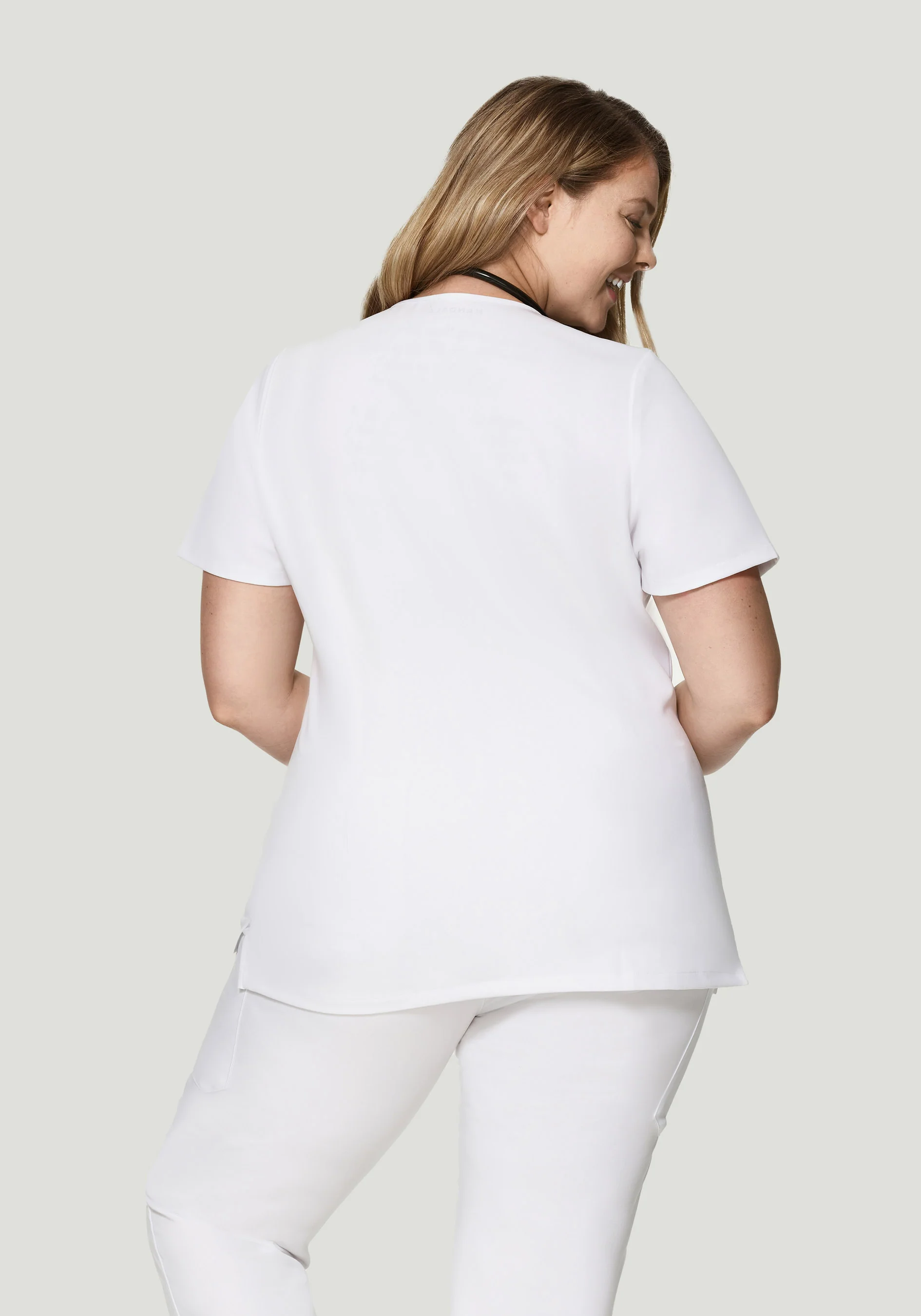 6 Pocket Top White - Image 8
