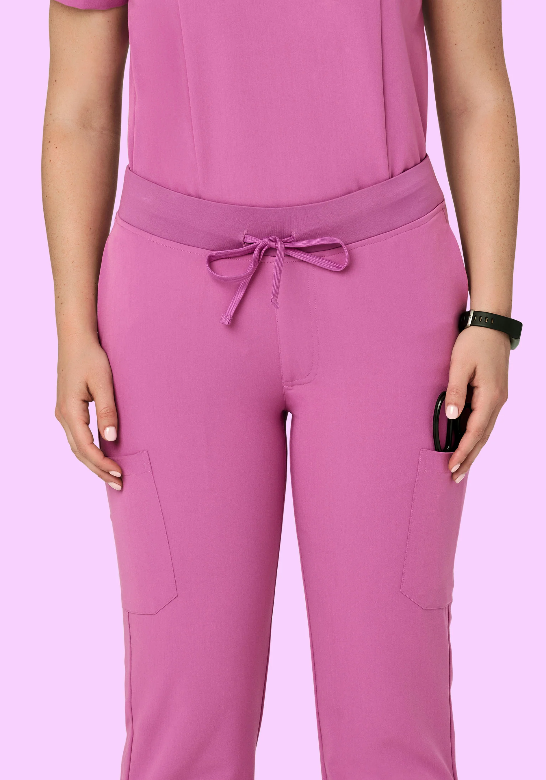 9 Pocket Cargo Pants Dahlia - Image 4