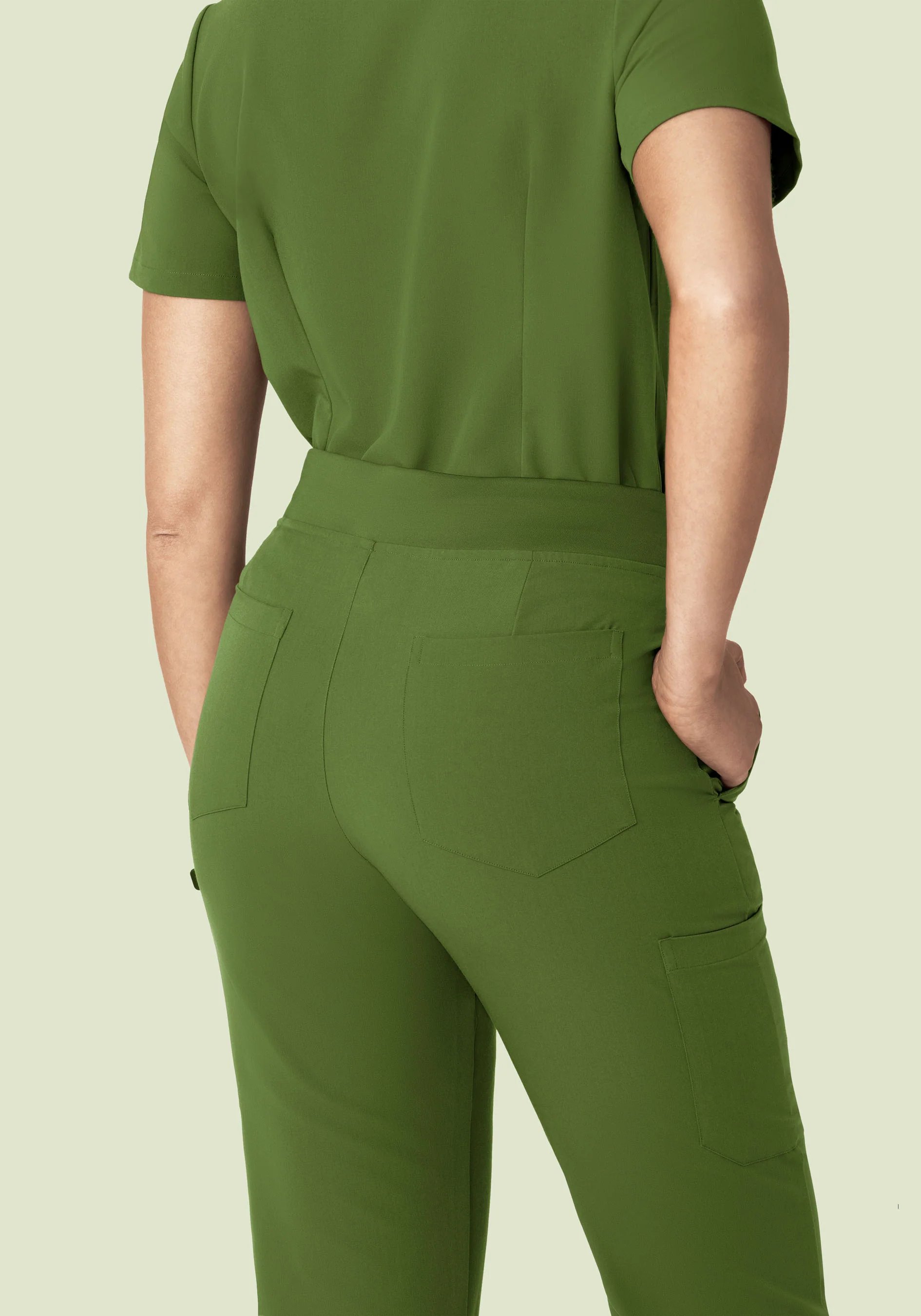 9 Pocket Cargo Pants Moss - Image 4