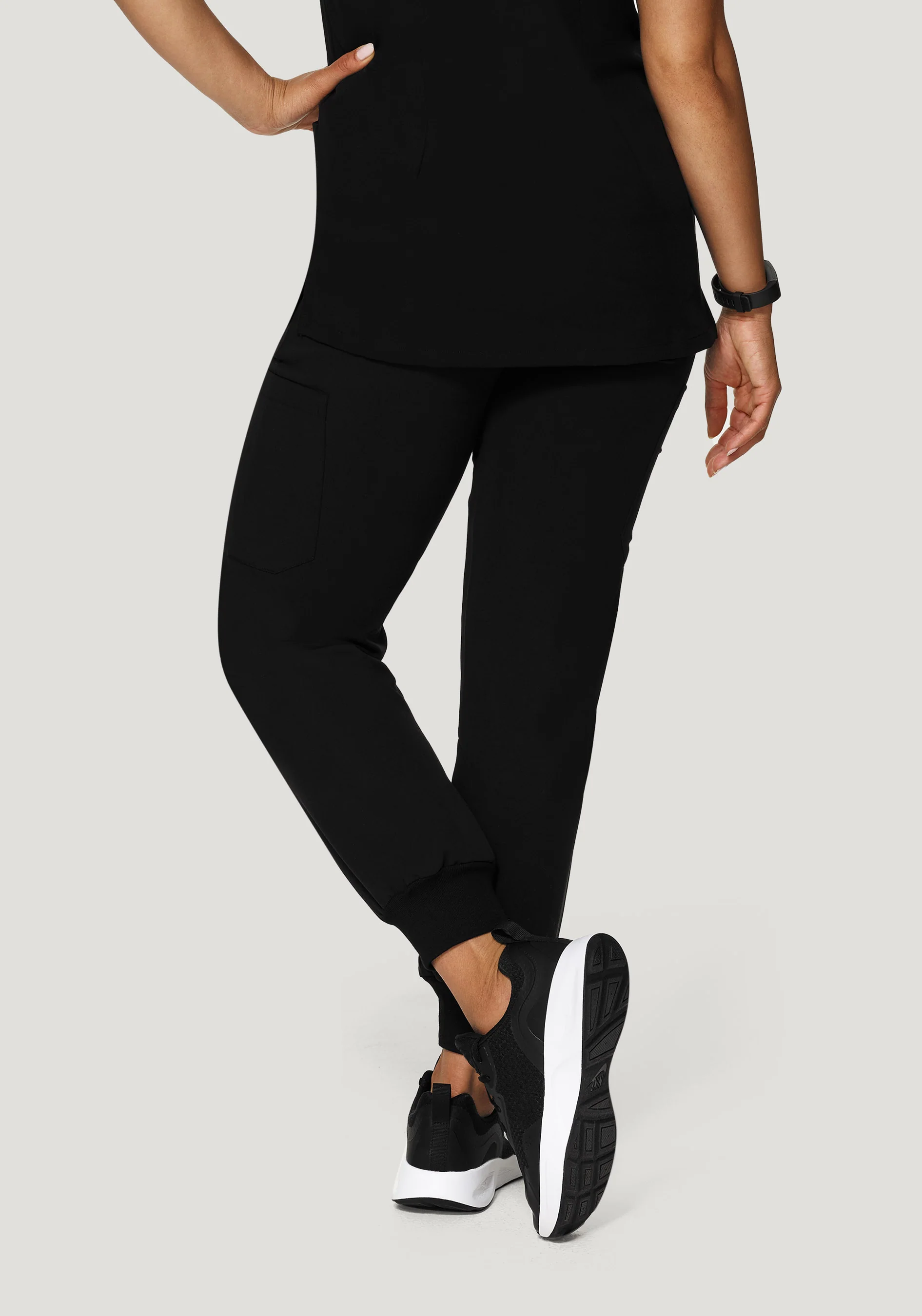 9 Pocket Joggers Black - Image 7