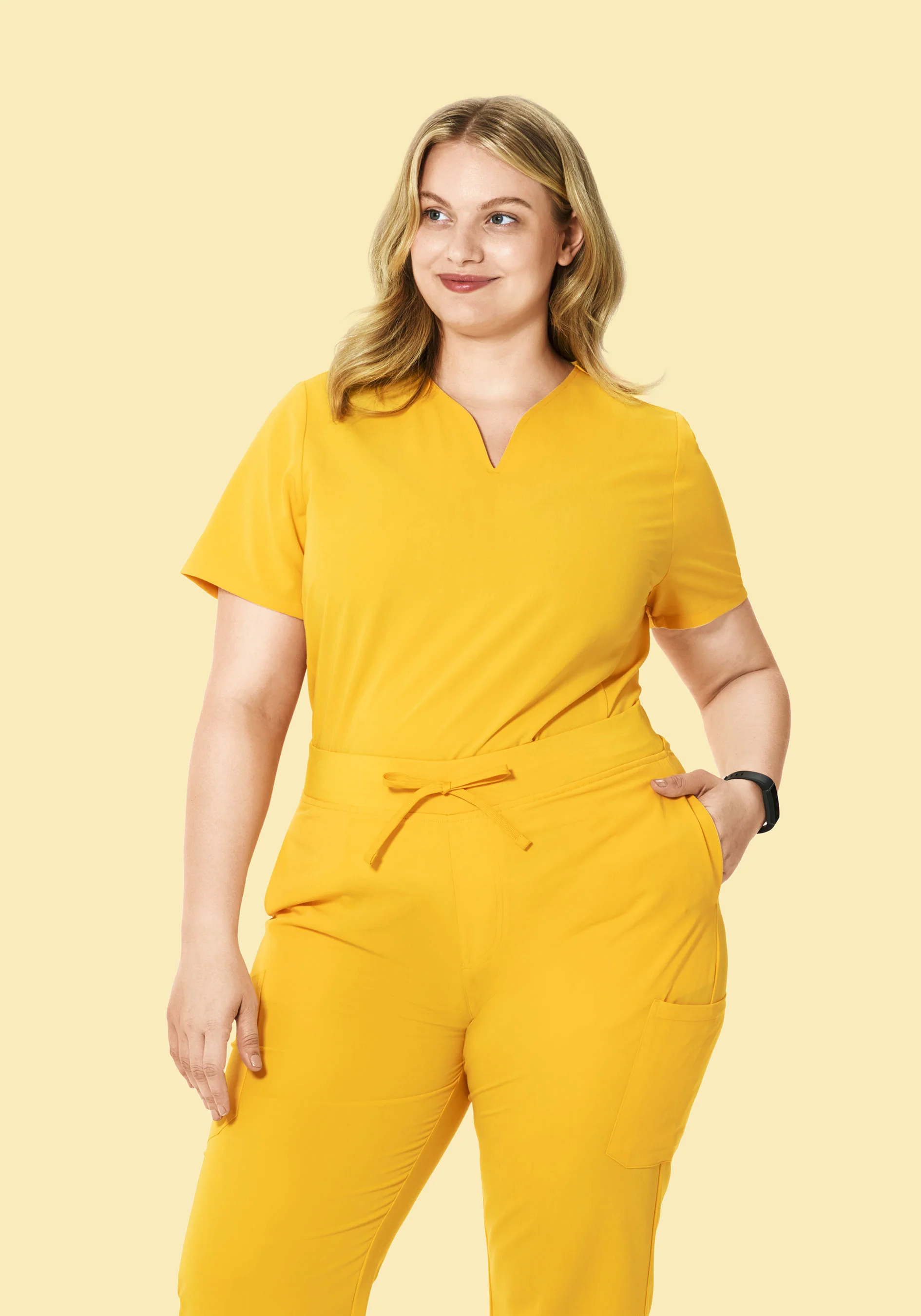 Curved V-Neck Top Daffodil - Image 5